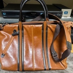 決まりました！！本革　ビジネスバッグ　