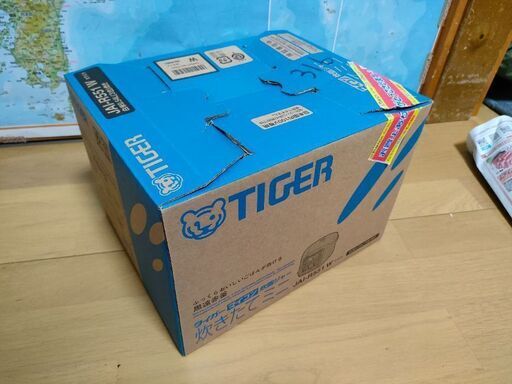 タイガーマイコン炊飯器　3合炊き　JAI-R551 W