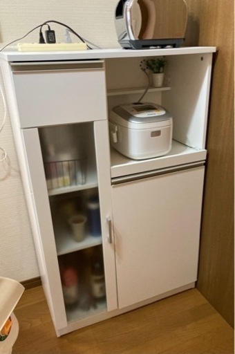 【取引中】食器棚