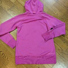 値下げ　アンダーアーマー　パーカーの画像