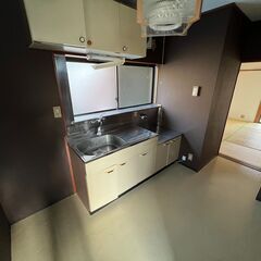 賃貸契約時の初期費用が「無料」！！浮いた費用は、お好きな家具家電の購入費用に充ててください♪ − 高知県