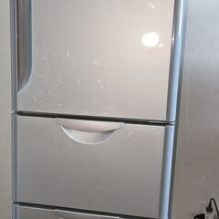 日立　３ドア冷蔵庫　２６５L　引取限定　値下げ可能