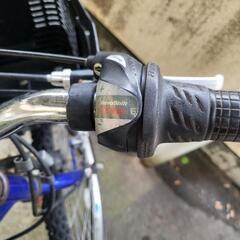 自転車 クロスバイクの画像