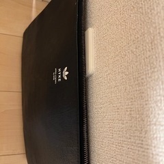adidas アディダス× HYKE ハイク ダブルネーム　クラッチバックの画像