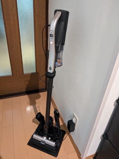 本日まで最終値下げ【完動品充電池交換・満充電】日立 PV-BL2H(N) GOLD　スティッククリーナー　コードレスクリーナー