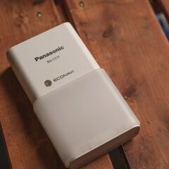 ★エネループ／エボルタ単3形･単4形 急速充電器 Panason...