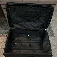 大型スーツケース トランクケースの画像