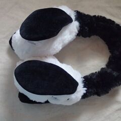 スヌーピーの手袋とイヤーマフの画像