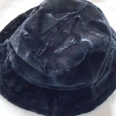 黒い帽子  (ゴージャス!)の画像