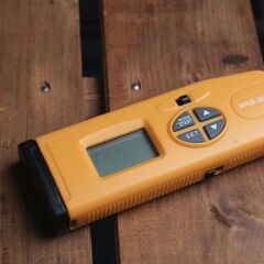 ★サンワサプライ マルチデジタル電池残量チェッカー CHE-BT2【無料】の画像