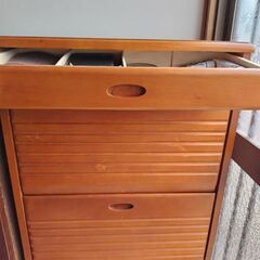 更に値下げしました。家具としても面白い靴箱  中古品購入時のキズあり