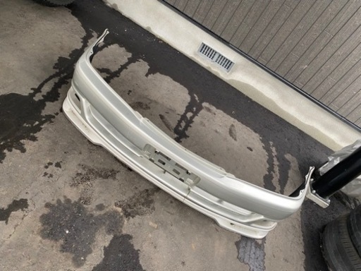 チェイサー　JZX100 GX100 後期バンパー　　カットなし