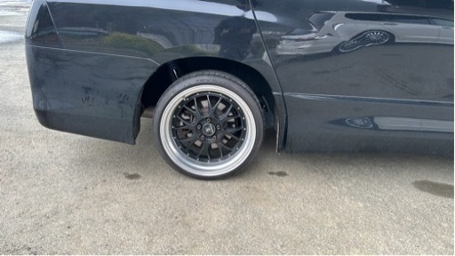 車のパーツ タイヤ、ホイール