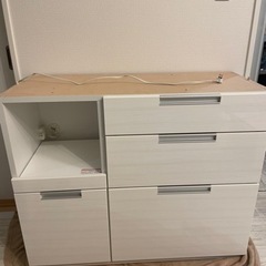 3月31日まで　ニトリキッチンボードの画像