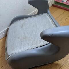 子供用品 キッズ用品 車用ジュニアシートの画像
