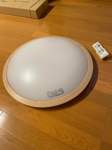 美品！取り外したシーリングライト、六畳から八畳