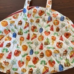保育園バッグ　はらぺこあおむし　の画像