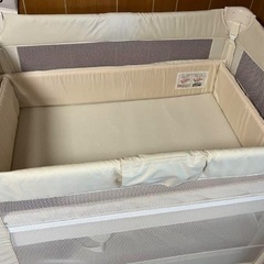 【美品】アップリカ ベビーベッド ココネルエアーの画像