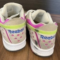 靴、スニーカー/Reebokの画像