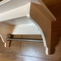 IKEA TORNVIKEN 壁づけ