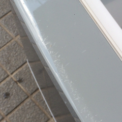 △ Panasonic パナソニックノンフロン冷凍冷蔵庫 2ドア 138L NR-B145W-S 2013年製 動作確認済み/パッキンに汚れ/細かな傷多数有りの画像