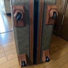 トランクケース　スーツケースの画像