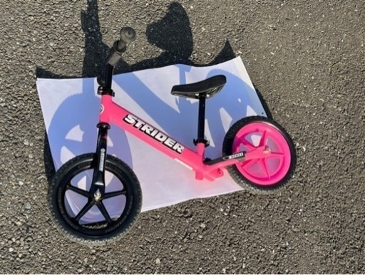 ストライダー　スポーツ　ピンク　日本正規品