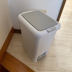 ゴミ箱