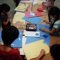 小学生　絵画工作教室の画像