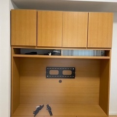 売却決定、受付締め切りました
上下２分割　壁面収納付きテレビ台　