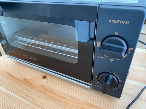2023年10月購入　コイズミ オーブントースター 2枚焼き トレー付き 1000W ブラック KOS-1032/K 　3/24までに引き取りに来られる方