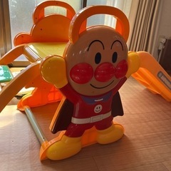 アンパンマン滑り台