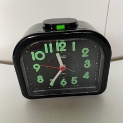 目覚まし時計　黒　動作確認済　【中古品】