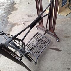 ★アンティーク★PINE★パイン★USA★足踏みミシン★脚のみ★足踏みミシン台 鉄脚 ヴィンテージの画像