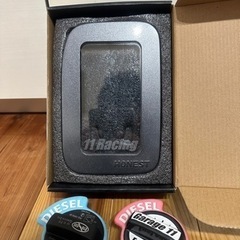 ハイエース ガラスリッド HONEST Garage11