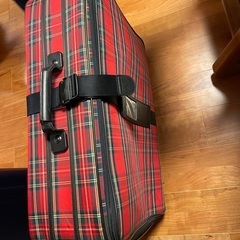 キャリーケースの画像