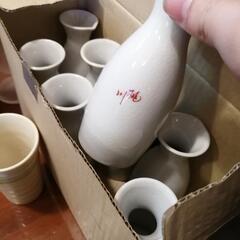 [一旦締め切り]とっくり8本 生活雑貨 食器の画像