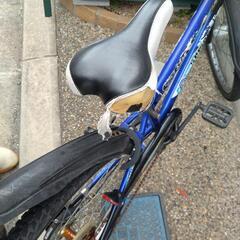 自転車 クロスバイクの画像