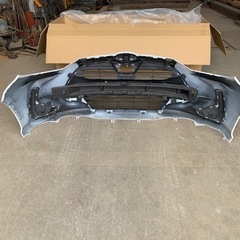 ヤリス　バンパーの画像