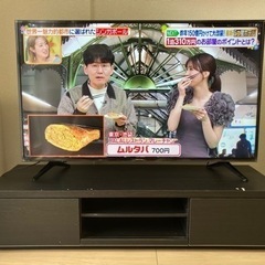 4K液晶テレビ50型(ケーブルもお付けします)必要であればテレビ台も差し上げます