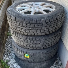 車のパーツ タイヤ、ホイール