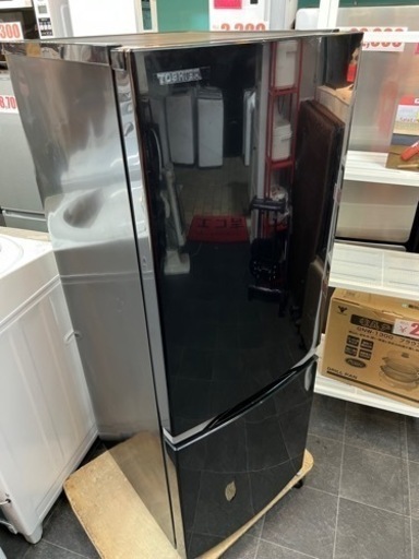大阪市内送料無料❗️美品❗️東芝 153L スタイリッシュなデザイン!! 耐熱100℃テーブルボード 冷蔵庫　GR-M15BS家電 キッチン家電 冷蔵庫