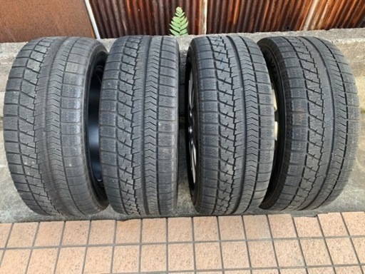 スタッドレス　ブリザック　205/55R16　ヴォクシー　ノア　エスクァイア