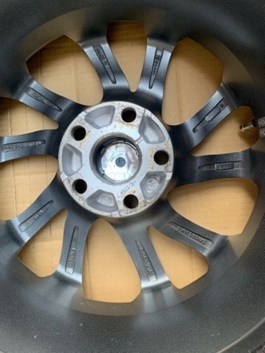 スタッドレス　ブリザック　205/55R16　ヴォクシー　ノア　エスクァイア