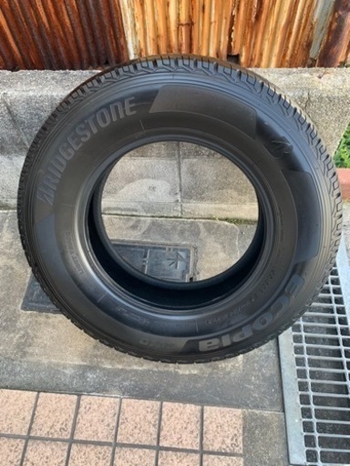 ハイエース　キャラバン等　バリ溝　195/80R15 　ブリヂストン　R710 エコピア 195/80R15 107/105N BRIDGESTONE Ecopia R710 ブリヂストン 1 