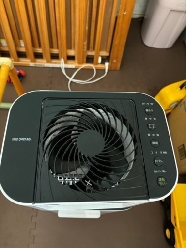 アイリスオーヤマ　サーキュレーター式除湿機