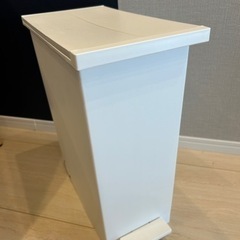 IKEA ゴミ箱　　差し上げます