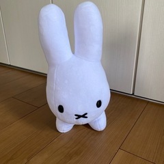 【決まりました】ミッフィー　ぬいぐるみ　スナッフィー　うさぎの画像