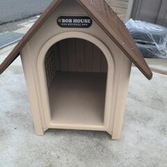 犬小屋　屋外で半年程度使用の画像