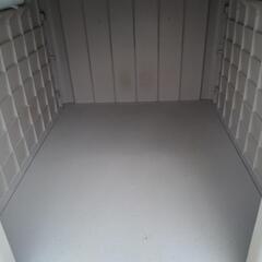 犬小屋　屋外で半年程度使用の画像